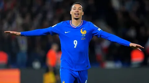 《羅馬體育報》曝：AC米蘭明年1月評估續約吉魯與克亞爾